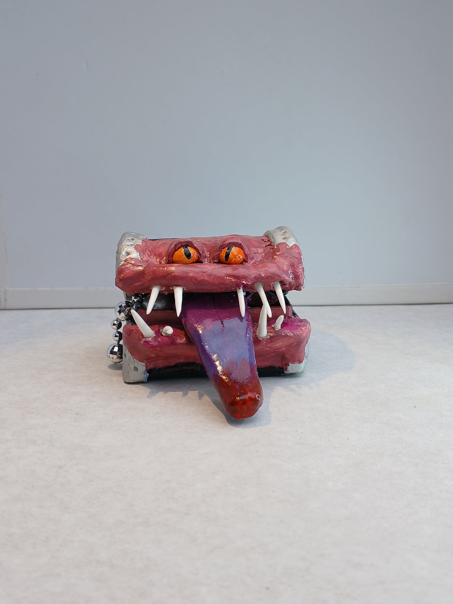 Mimic dice chest small