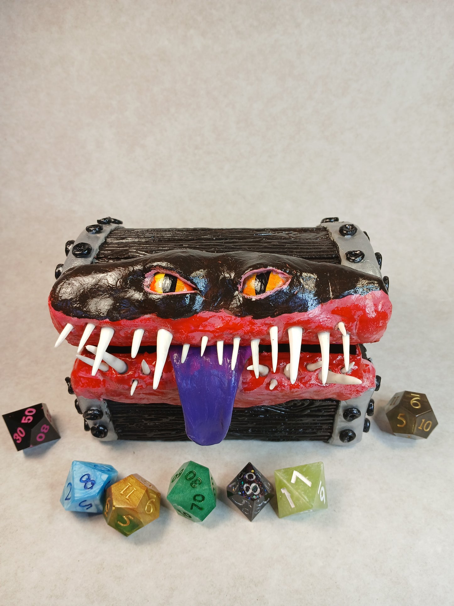 Mimic dice chest big