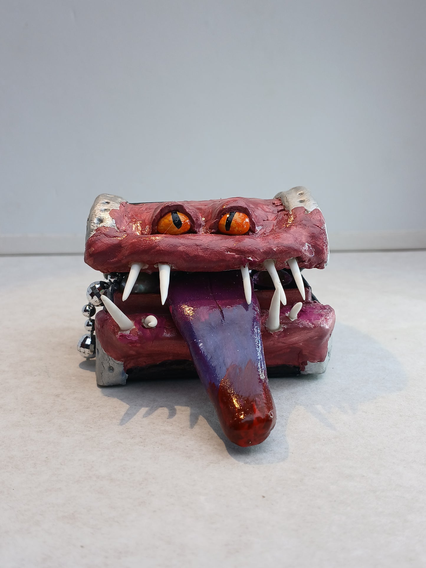 Mimic dice chest small