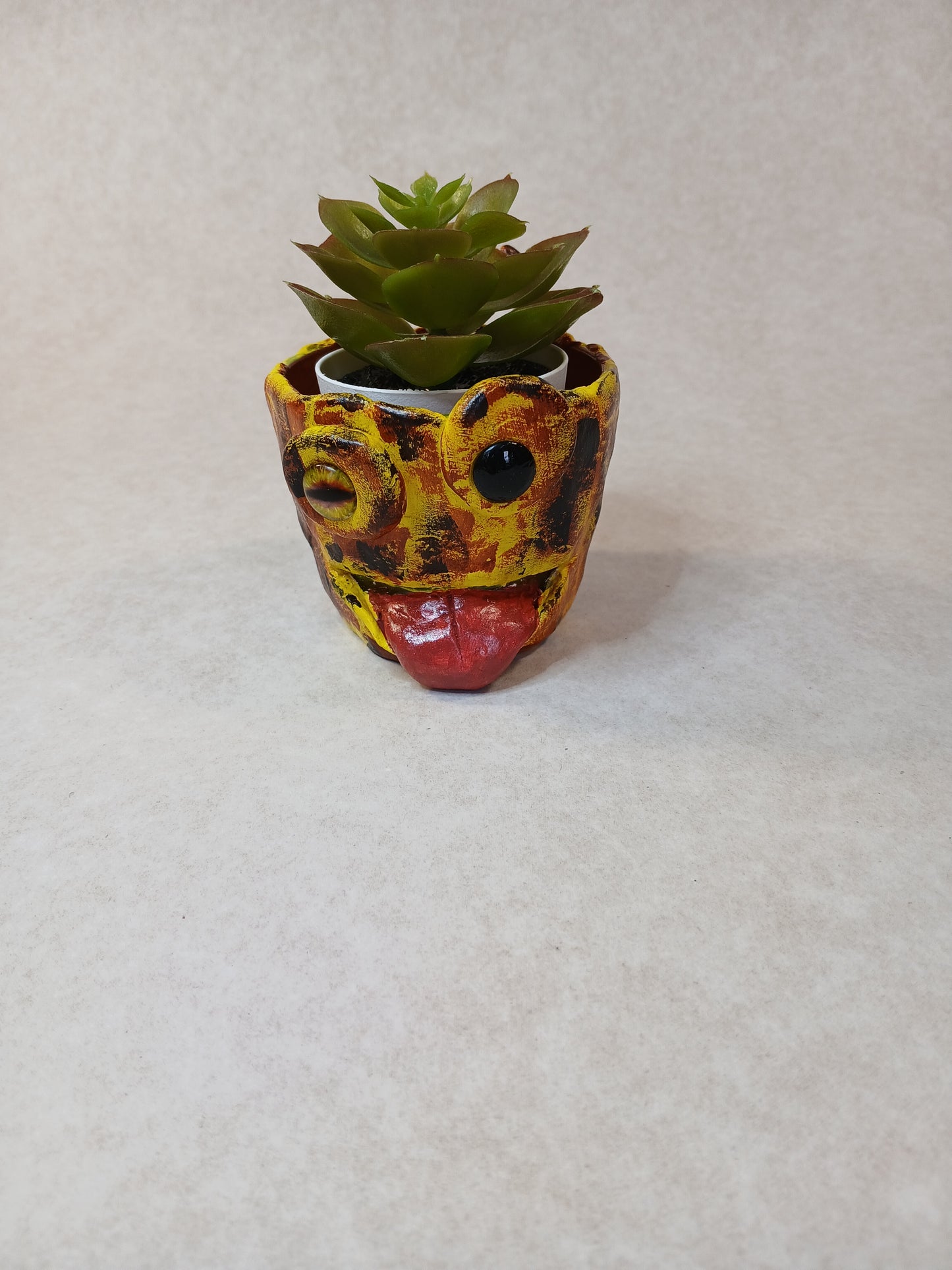 Monster pot Yellow