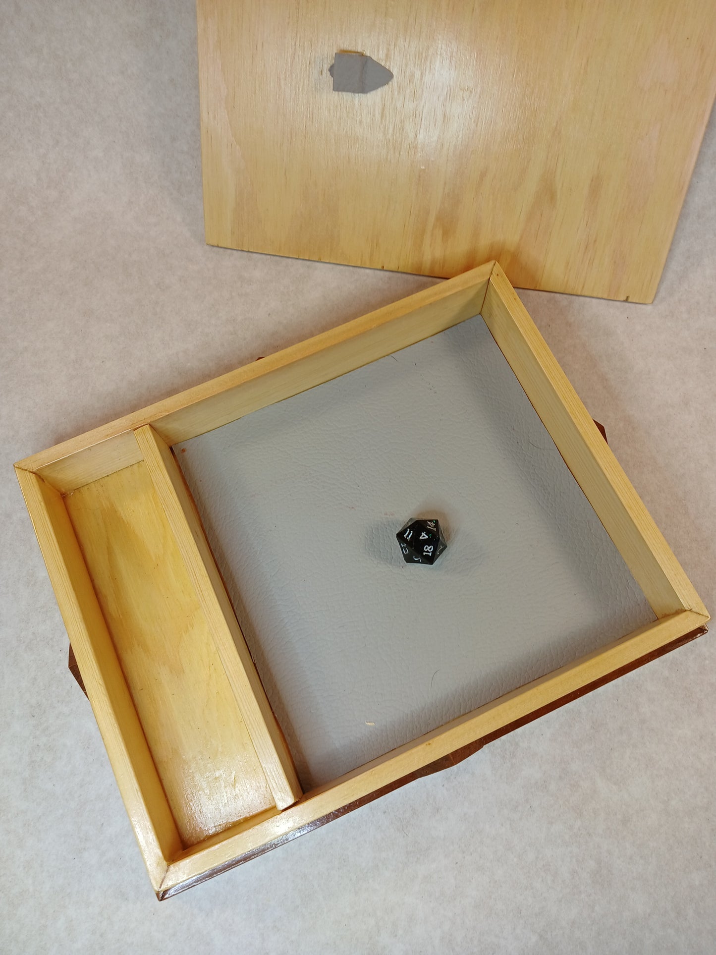 Dice Tray with lid