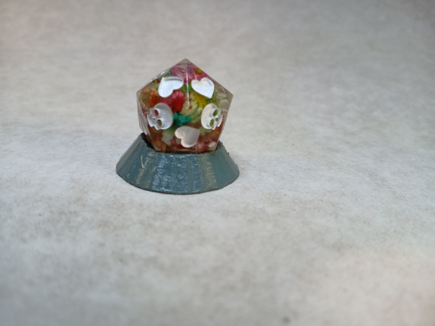 Death saving Dice flower