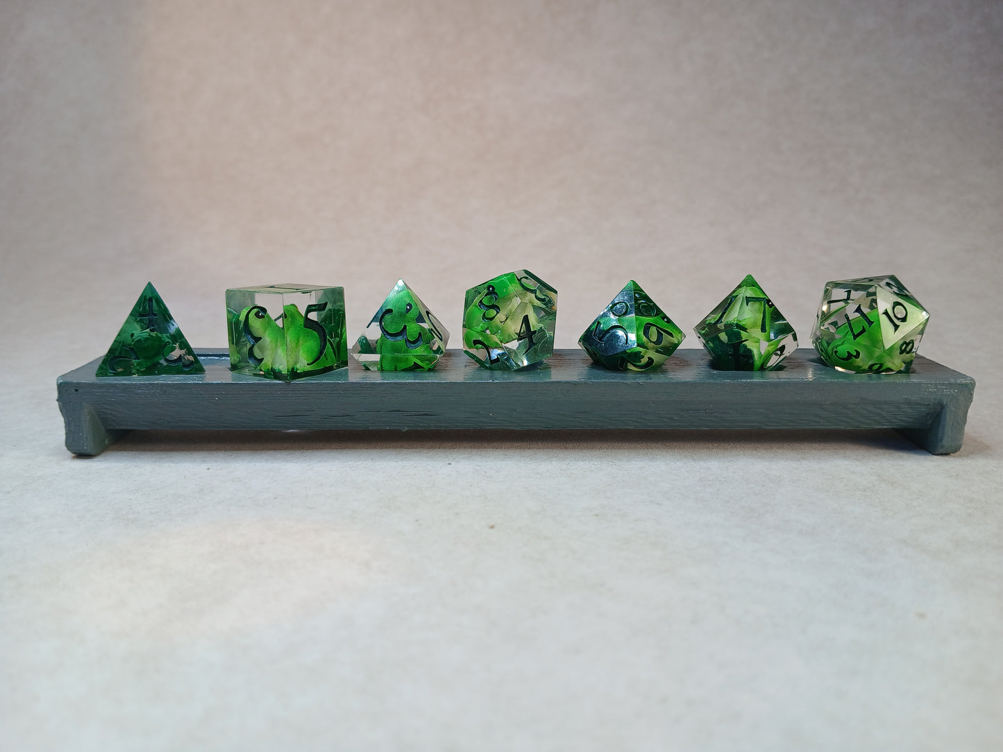 Dice set frog