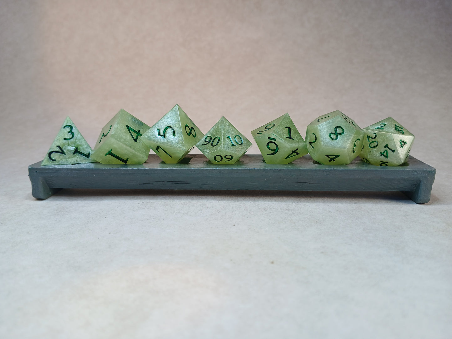 Dice set grön med gröna siffror