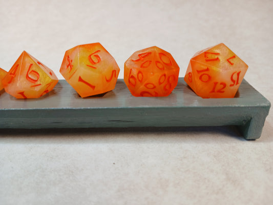 Dice set orange med orange siffror