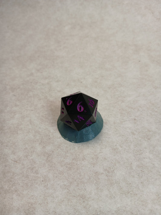 Dice D20 black purple