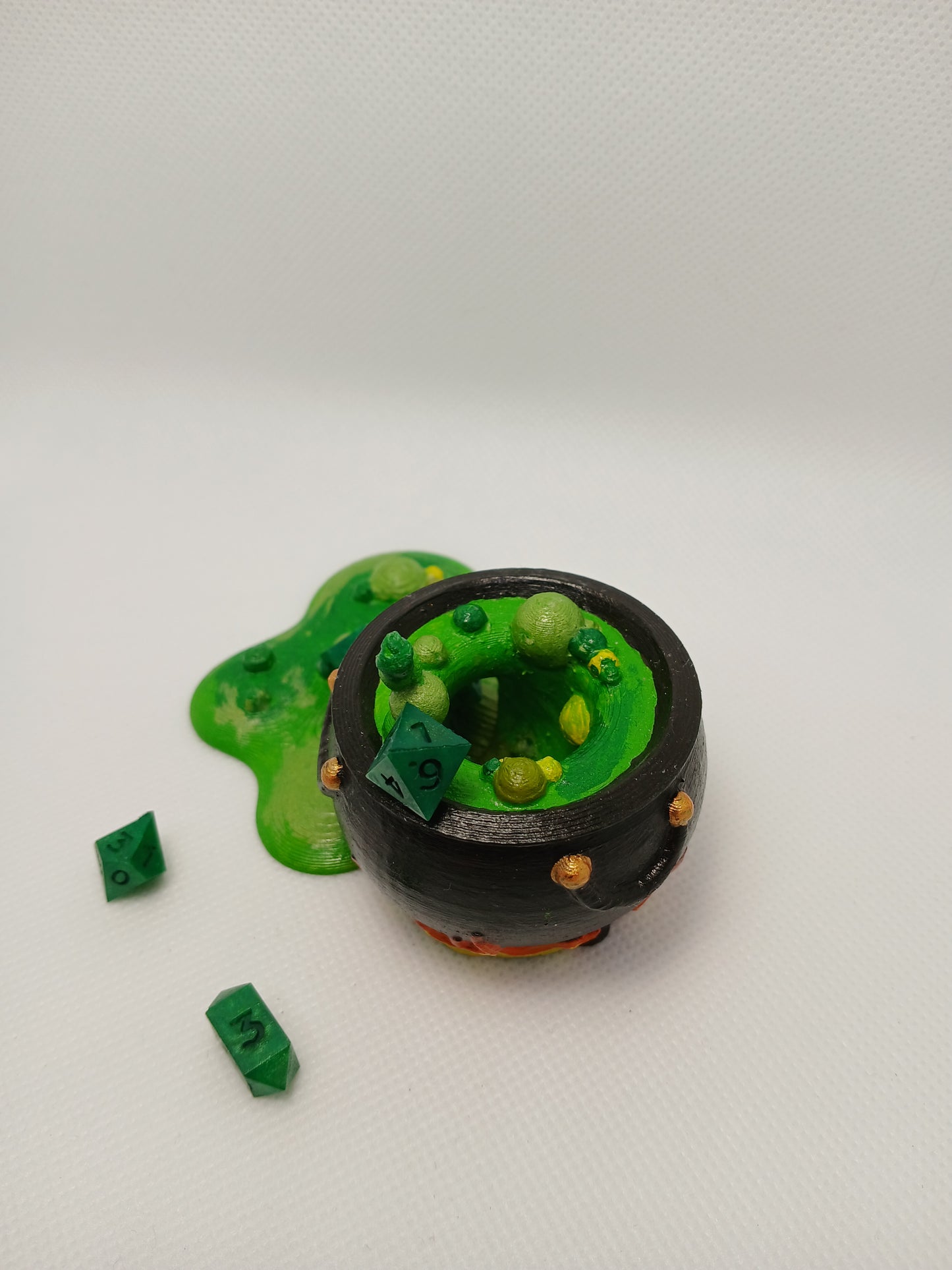 Cauldron dice tower