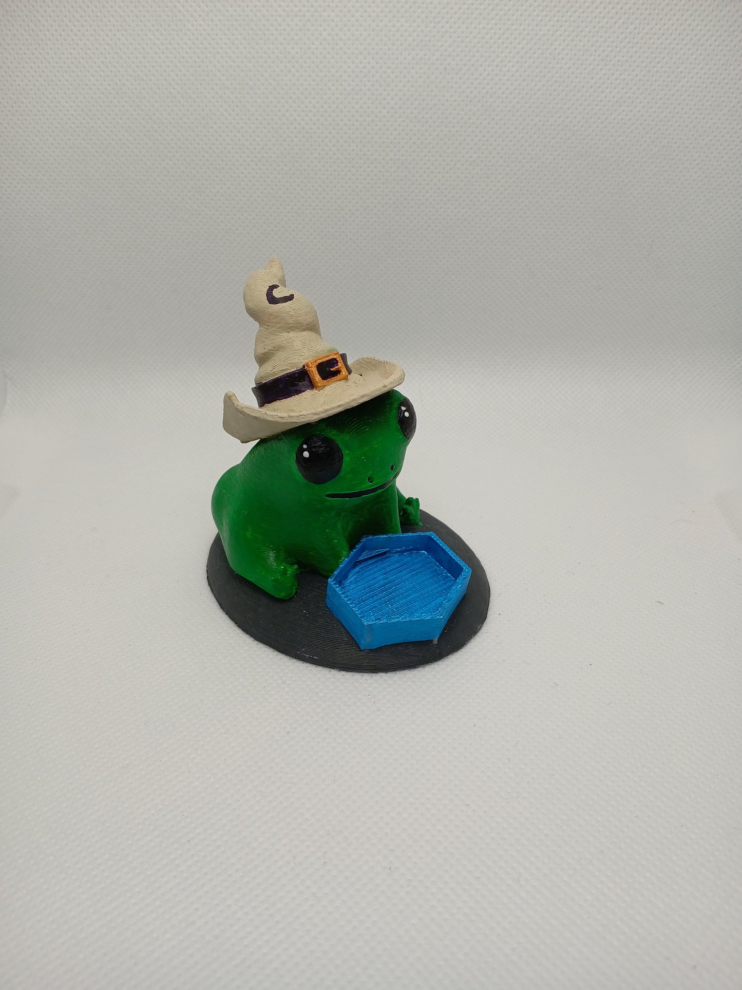 Dice holder Freddie the Frog with bowl.