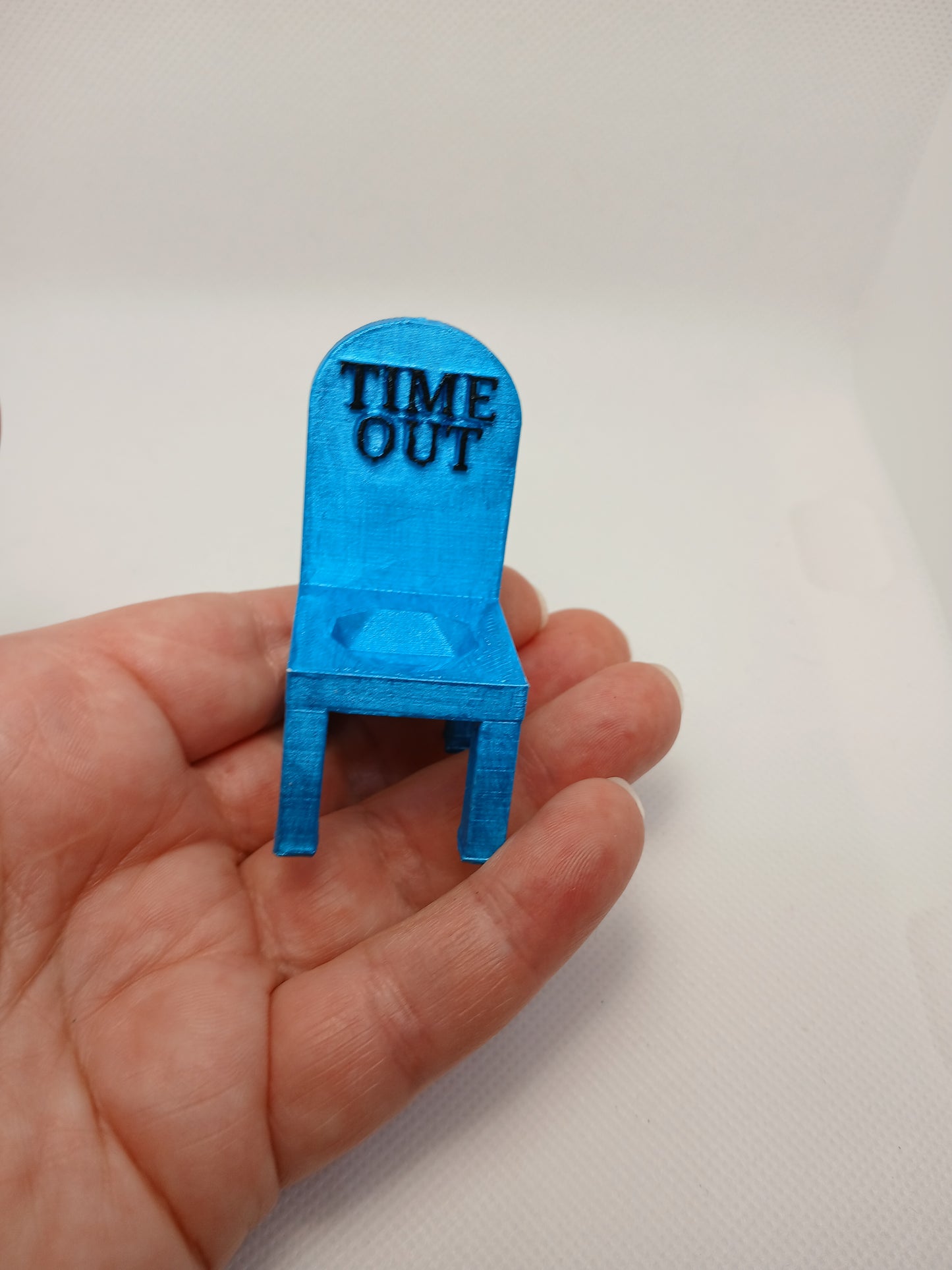 Dice holder Shame chair