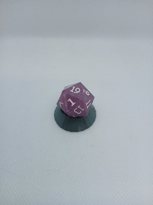 Dice D20 lilac