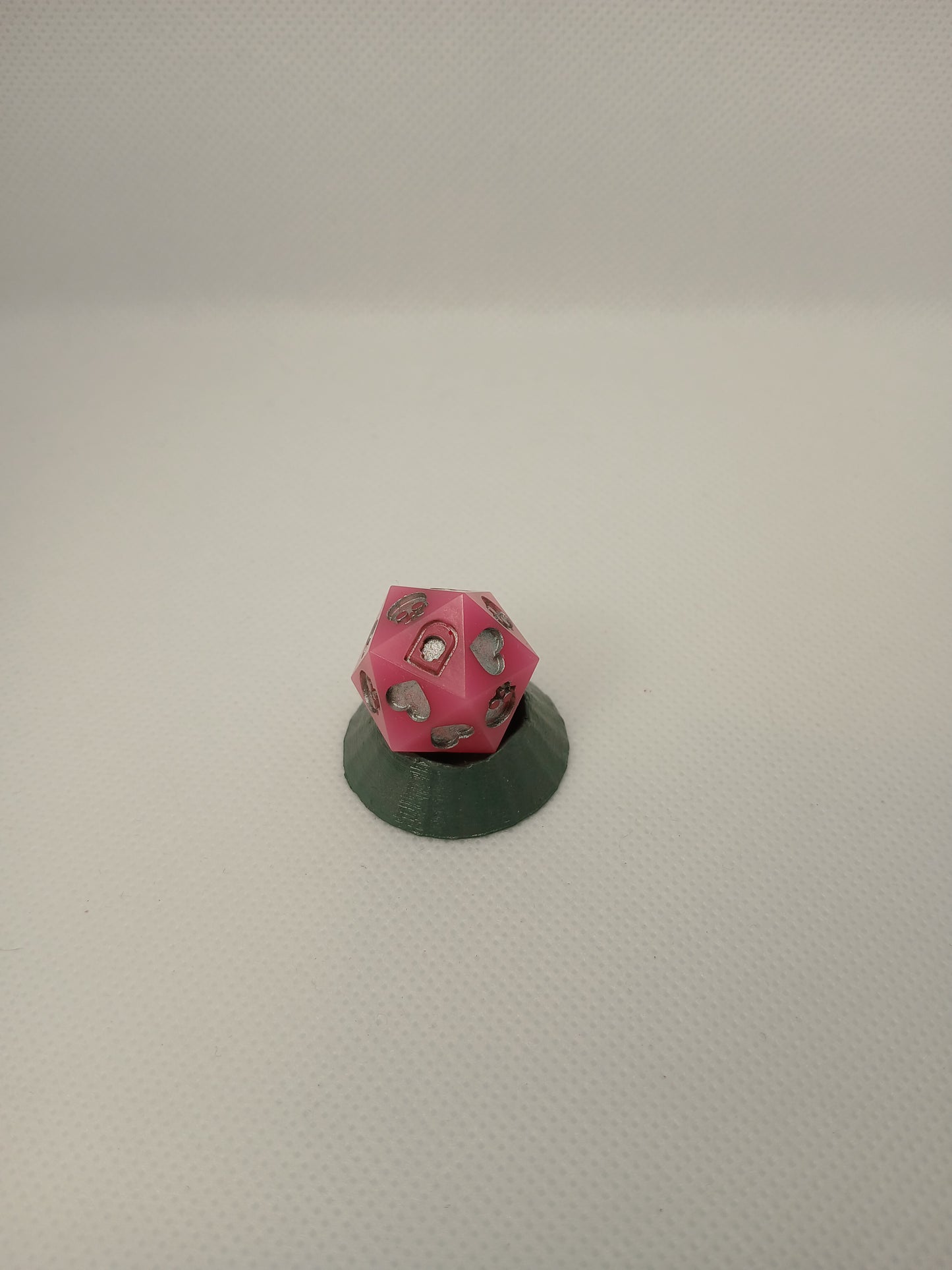 Death saving Dice Pink