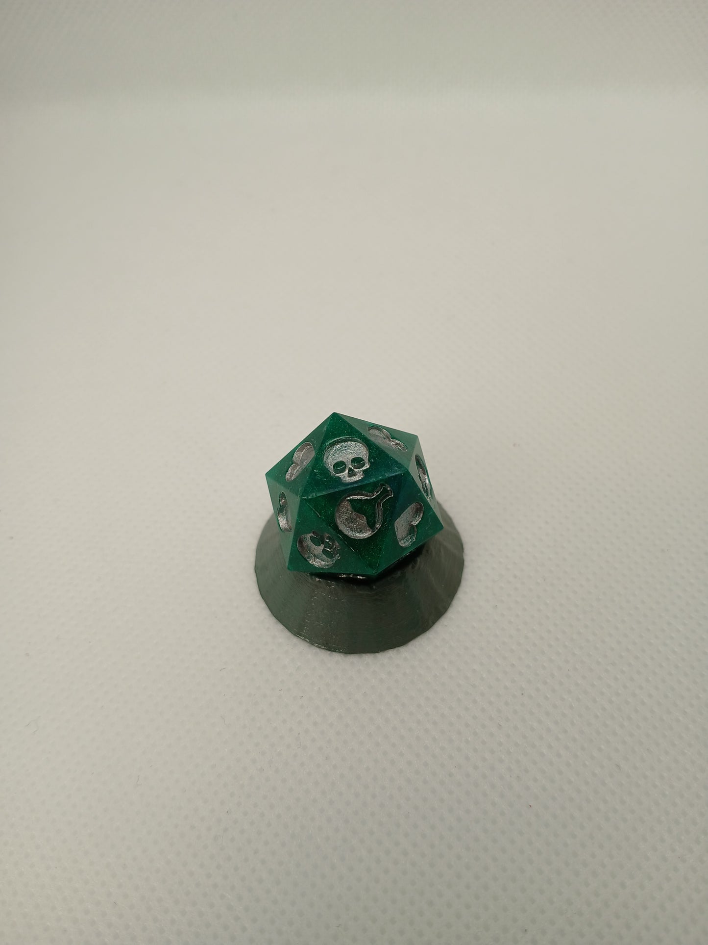 Death saving Dice Green