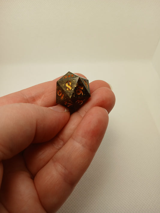 Dice D20 brown