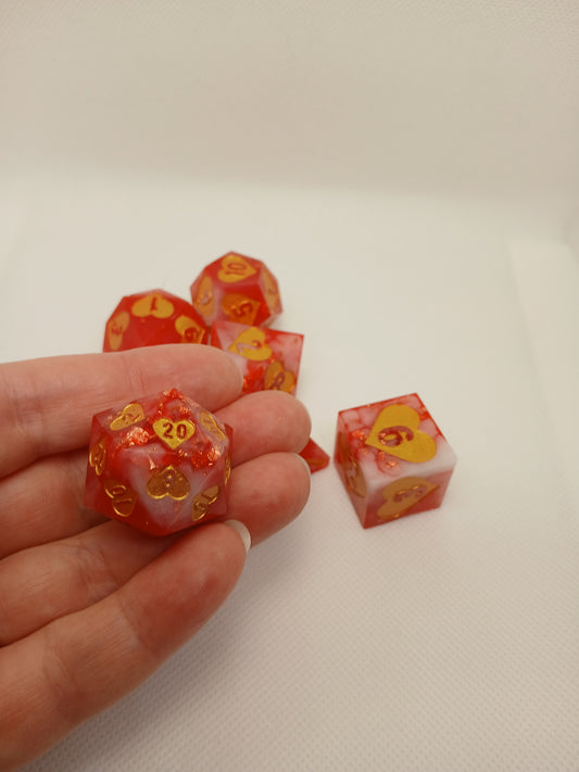 Dice set rosa/guld/vita med siffror i guld. JUMBO