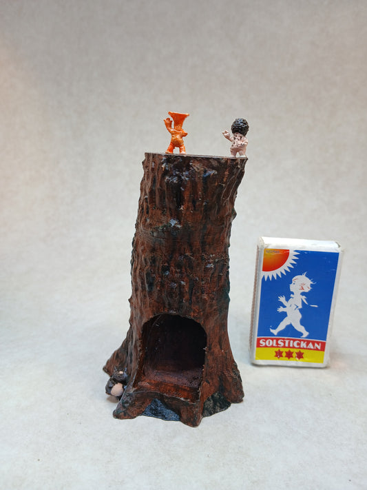 Dice tower Stump